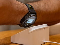 Forerunner 170 在使用 Alipay 时应该不会再出现电池耗电过快的问题。