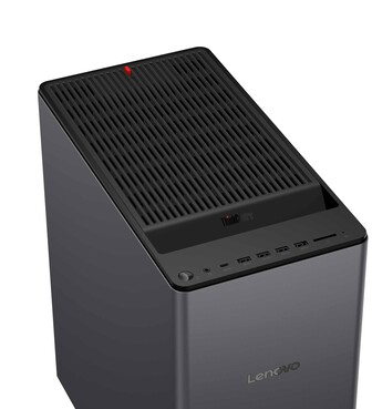 联想 ThinkCentre X 还拥有大量的前置 I/O。(图片来源：联想）