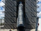 Ship 40 在发射近三个月后进入 SpaceX 位于 Starbase 的 Megabay 机库。