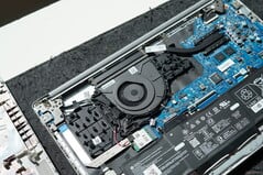拆解 HP 255 G10