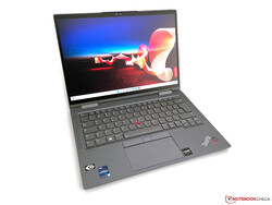 在审查中。联想ThinkPad X1 Yoga G7。评测设备由联想德国公司提供。