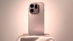 Oppo Find X9 Pro 已经可以从最初的零售商处进口--不是中国版本,而是全球机型。(图片来源:微博)