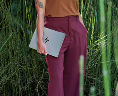 惠普还将保留双屏幕的 