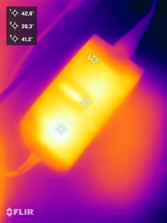 压力测试期间的供电装置