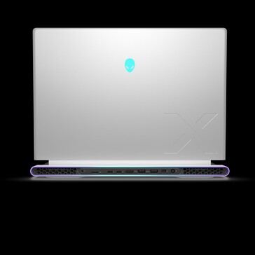 Alienware x16 R2 机箱（图片来自戴尔）