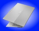 ThinkBook 14x 的官方重量为 990 克(含 54.7 瓦时电池),比大多数笔记本电脑都要轻。