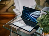 戴尔 XPS 13 Wildcat Lake 评测：重新定义平价 Windows 笔记本电脑类别