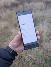 索尼 Xperia 5G 智能手机原型。(图片来源：OLX）