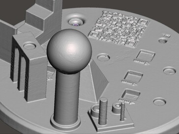 3D 扫描中丢失了一些细节，如较小气缸上的螺纹