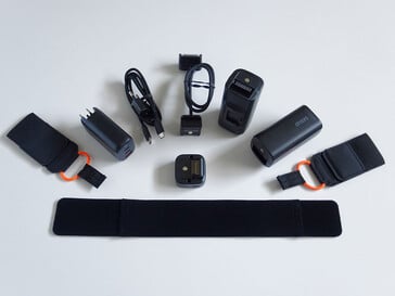 配件。(图片来源：Notebookcheck）