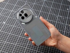 没有什么将很快发布比图中 Phone (3a) Pro 更昂贵的智能手机（图片来源：Google）