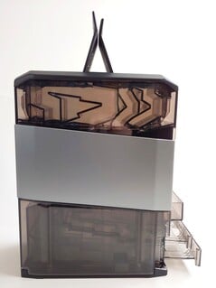 侧面。(图片来源:Notebookcheck)