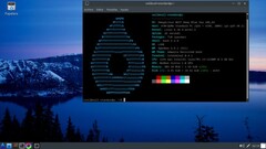 OmegaLinux 2026.02.21 桌面和终端窗口显示新的 Arch Linux 基本版本