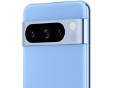 天空配色的 Pixel 8 Pro。(图片来源：Google via @Za_Raczke）