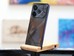 Tecno Pova 6 Pro 评论。测试设备由 Tecno Mobile 提供。