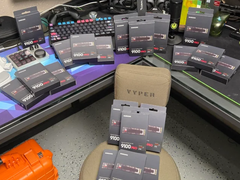 Reddit 上展示的这批三星 9100 Pro NVMe 固态硬盘（图片来源：r/pcmasterrace）
