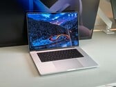 苹果最快的笔记本电脑开始显露老化迹象——Apple MacBook Pro 16 2026 M5 Max 评测
