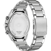 西铁城世界计时码表 A.T. AT8260-85X 的表背,标有 Eco-Drive 及 H800 机芯标识,搭配不锈钢表链。