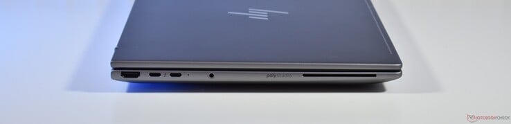 左侧HDMI、2 个 Thunderbolt 4、3.5 毫米音频、智能卡读卡器