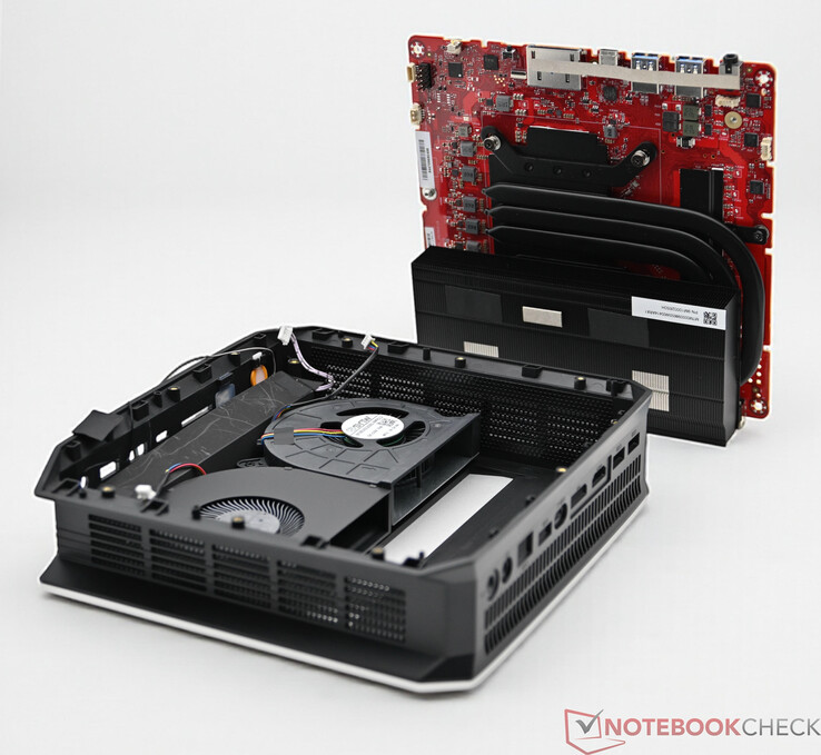 拆卸的 Bosgame M5
