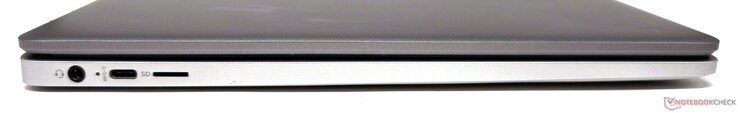 左：3.5 毫米组合音频插孔、USB 3.0 Type-C、microSD 读卡器