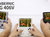 Anbernic RG406V 支持本地多人游戏和外部显示器输出。(图片来源：Anbernic）