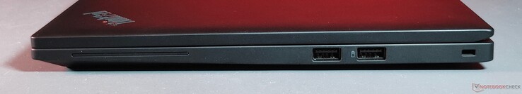 右：2 个 USB A 3.2 Gen 1、Kensington 锁插槽