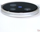 2026 年 vivo X200 Ultra 继任者的蔡司相机将是首款也是唯一一款配备双 2 亿像素组件的相机。(图片来源：Notebookcheck）