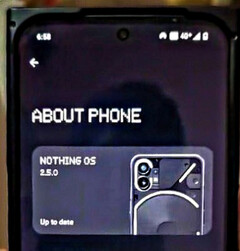 装在防漏外壳中的 Nothing Phone (2a)。(图片来源：@yogeshbrar）