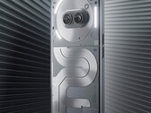 Nothing Phone (2a) Plus 有灰色和黑色两种配色（图片来源：Nothing）