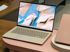 2026 华硕 Zenbook 14 Zabriskie 米色版配备了 OLED 显示屏和大尺寸触摸板。