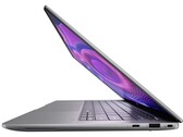 配备 Strix Halo 的小巧机型：惠普 ZBook Ultra 14 G1a 配备 Ryzen AI Max Pro（图片来源：惠普）