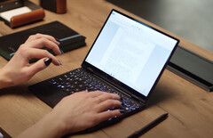 ONEMIX 4S可能只是去年One Mix 4的英特尔Alder Lake升级版。 (图片来源:One-netbook)