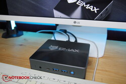 BMAX (MaxMini) B7 电源，测试设备由 BMAX 提供