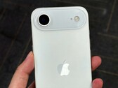 Apple iPhone 17 Air 可能拥有现代智能手机中最小的电池之一（图片来源：@马金步官方）