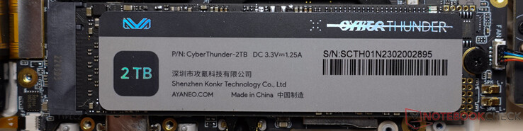 来自 Ayaneo 的 Cyberthunder 2TB