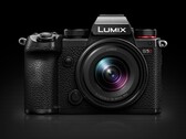 Lumix S5D 是目前市场上价格最低的全画幅相机之一
