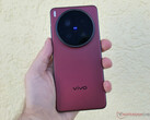 vivo X200 Ultra 连续第二个月获得了新的摄像头改进。(图片来源：Notebookcheck）