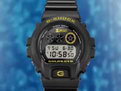 卡西欧 G-Shock DW-6900FS 的显示屏正上方有 &quot;30 Japan &quot;字样。(图片来源：@geesgshock on Instagram）