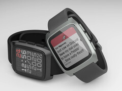 Pebble Time 2 的正面和背面都将采用不锈钢材质。(图片来源：Eric Migicovsky）