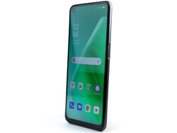 在审查中。Oppo A74 5G。测试设备由Oppo德国提供。