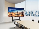ViewSonic 138 英寸 LED 屏幕可折叠，因此具有一定的便携性（图片来源：ViewSonic）