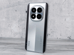 小米 Poco M8 Pro 5G 配备 6500 毫安时电池（图片来源：Notebookcheck）