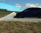 HW3 Model Y 未能通过 Wile E. Coyote 路壁碰撞测试。(图片来源：Kyle Paul/X）