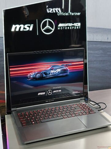 微星(MSI)与梅赛德斯-AMG联名款笔记本电脑