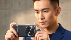 据一位可靠的泄密者透露，部分人工智能生成的渲染图据称揭示了 Oppo Find X9 Ultra 的最终设计。(图片来源：Smartprix）