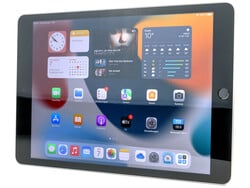 回顾：Apple iPad (2021)