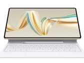 华为 MatePad Pro 12.2 将支持手写笔和键盘保护套。(图片来源：华为）