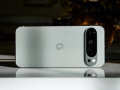 据说，Pixel 9 系列在更新到谷歌最新的Android 16 公共版本后，出现了几个破坏设备的 bug。(图片来源：Triyansh Gill &amp;amp; Unsplash）