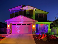 飞利浦 Hue 在其应用程序中添加了万圣节主题场景。(图片来源：飞利浦 Hue）